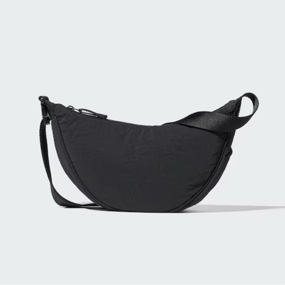 UNIQLO Round Mini Shoulder Bag IN BLACK NEW